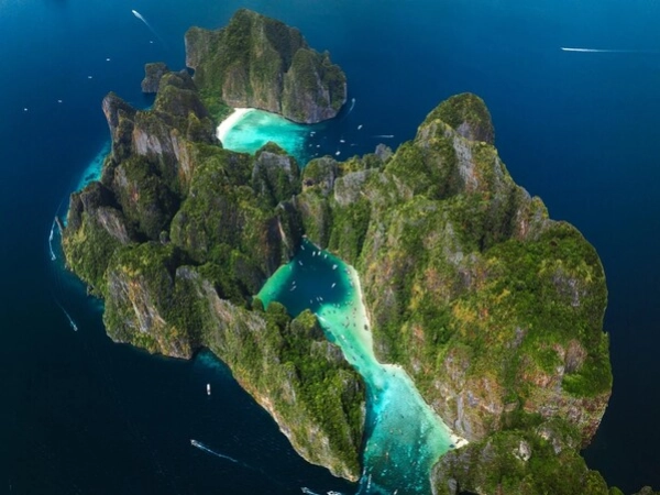 One day tour Phi Phi Islands From Krabi (Speedboat)